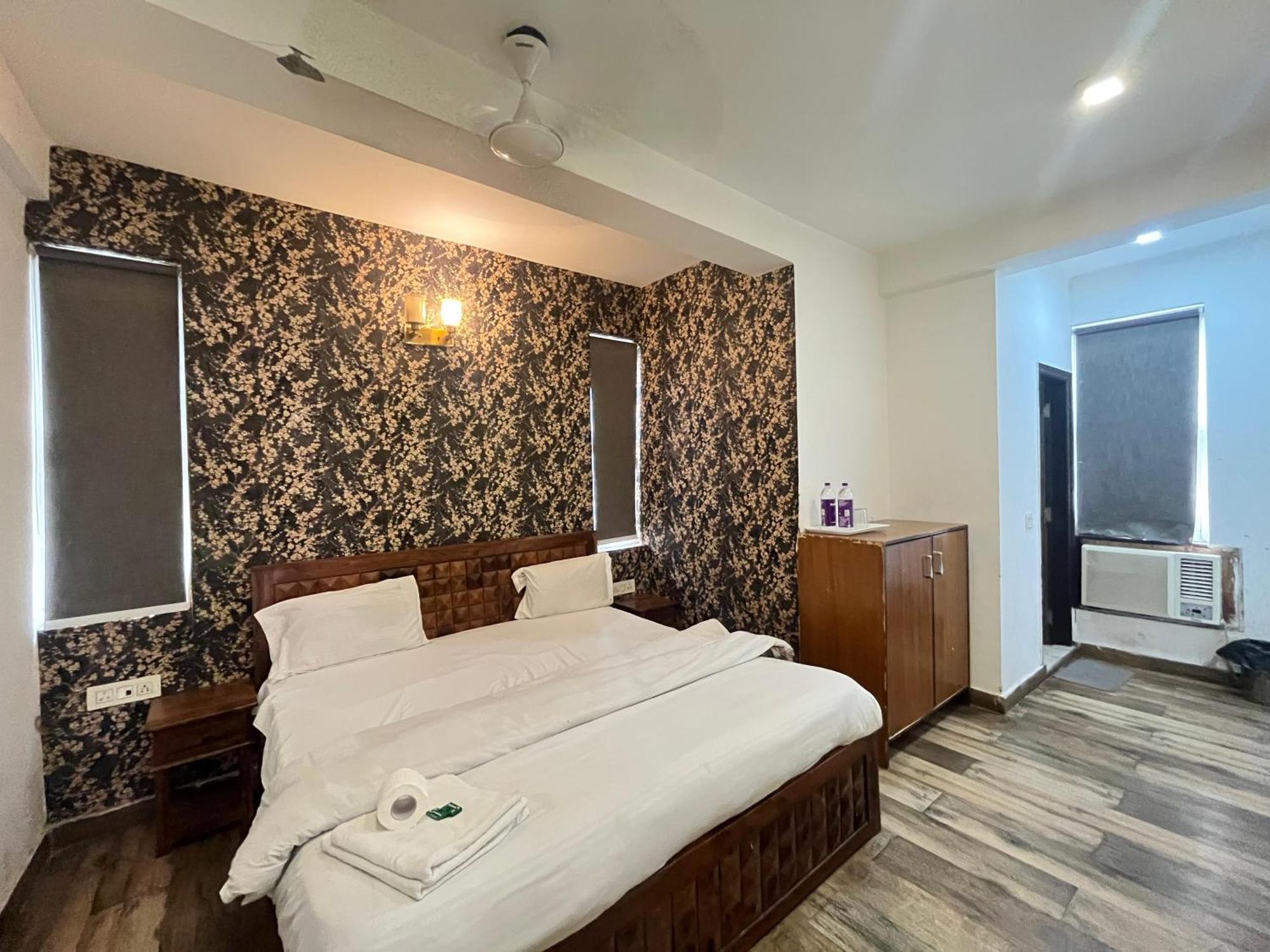 Blu Bell - Near Saket Metro Bed & Breakfast New Delhi